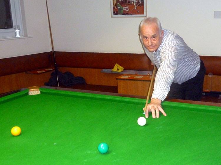 Ian’s on the ball for local snooker